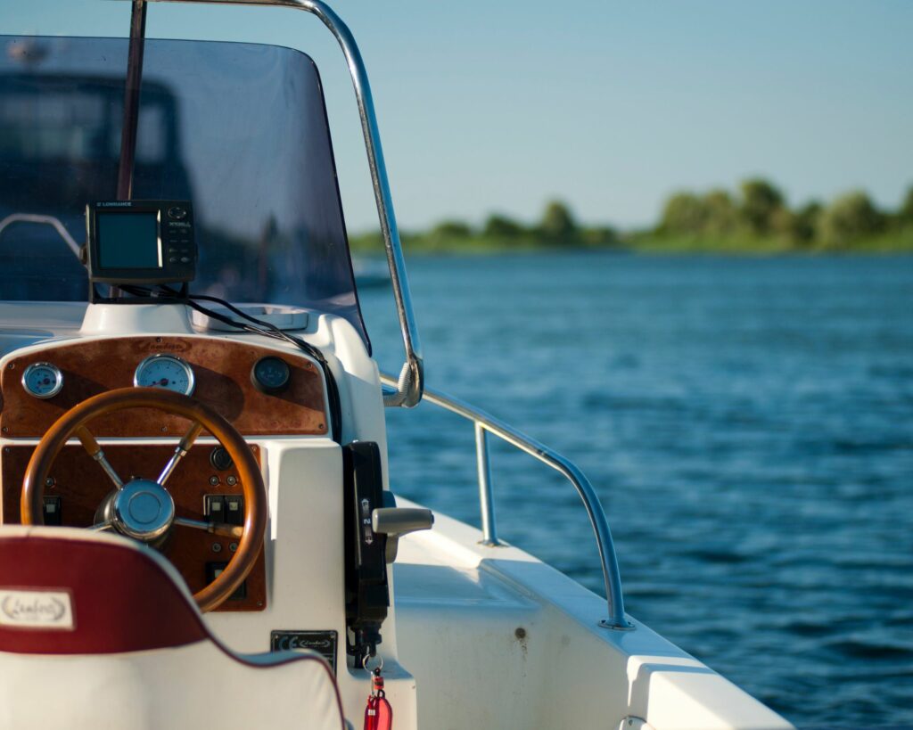 Achat / Vente de bateau : les 13 conseils avant de se lancer, prendre en main le bateau