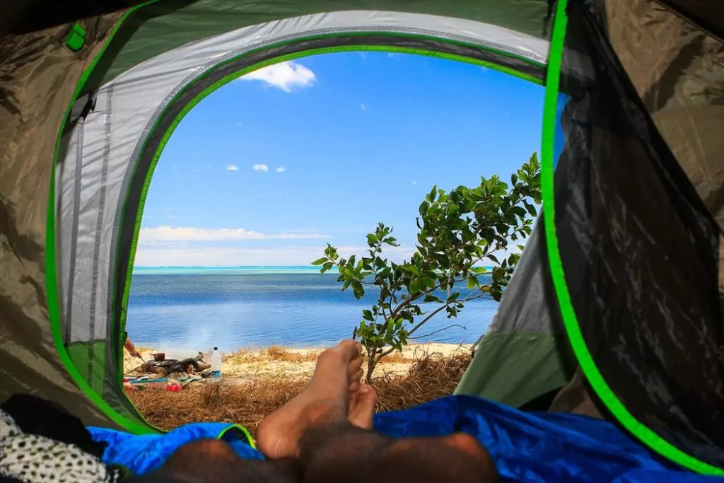Quoi faire en Nouvelle Calédonie ? Les 32 lieux incontournables ! camping sauvage