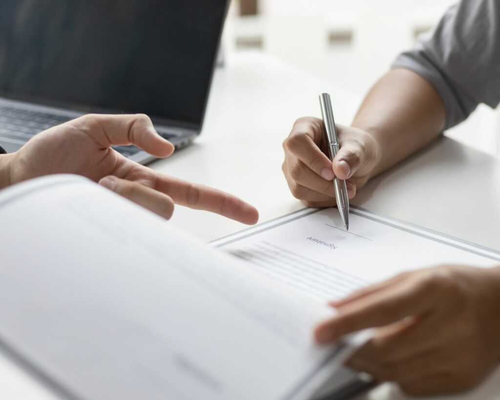 Achat / Vente de bateau : les 13 conseils avant de se lancer, rédiger le contrat de vente du bateau