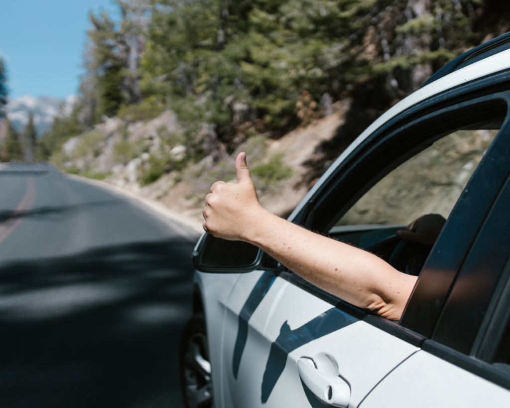 Toi aussi, tu es Tahitien si… 20 habitudes drôles typiquement Tahitiennes, conduire pieds nus à tahiti