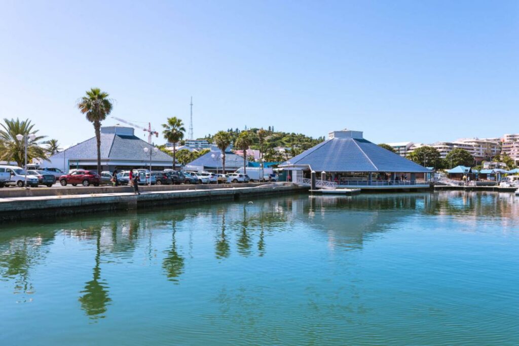 Quoi faire en Nouvelle Calédonie ? Les 32 lieux incontournables ! Marché moselle