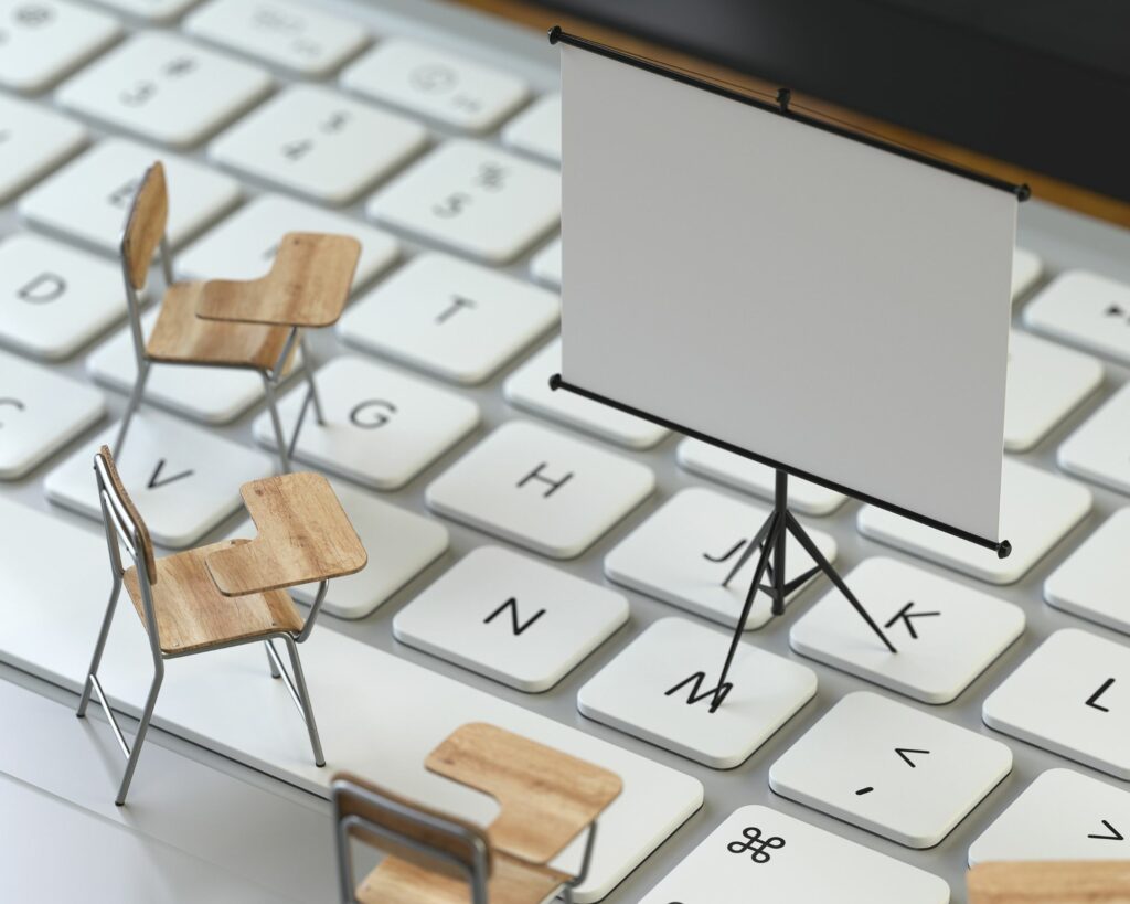 Les 15 astuces pour trouver un emploi en Polynésie Française ou en Nouvelle-Calédonie, se former ou se reconvertir