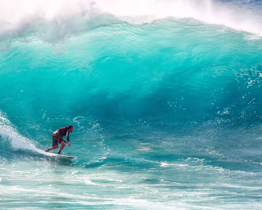 le surf à tahiti et polynésie française